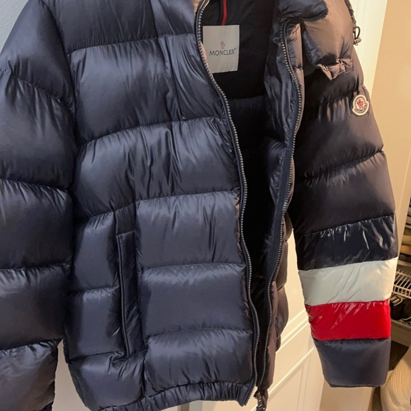 Moncler down jacket - Picture 1 of 6